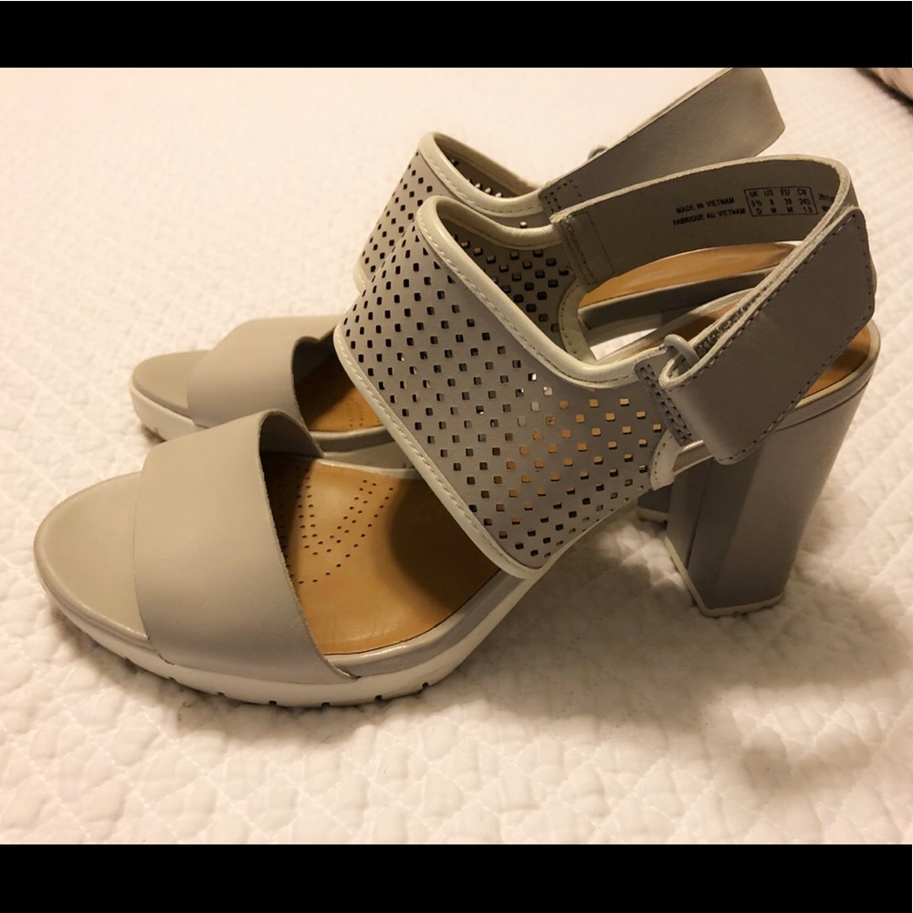 Clark’s Pastina Malory Sandals VEC!!